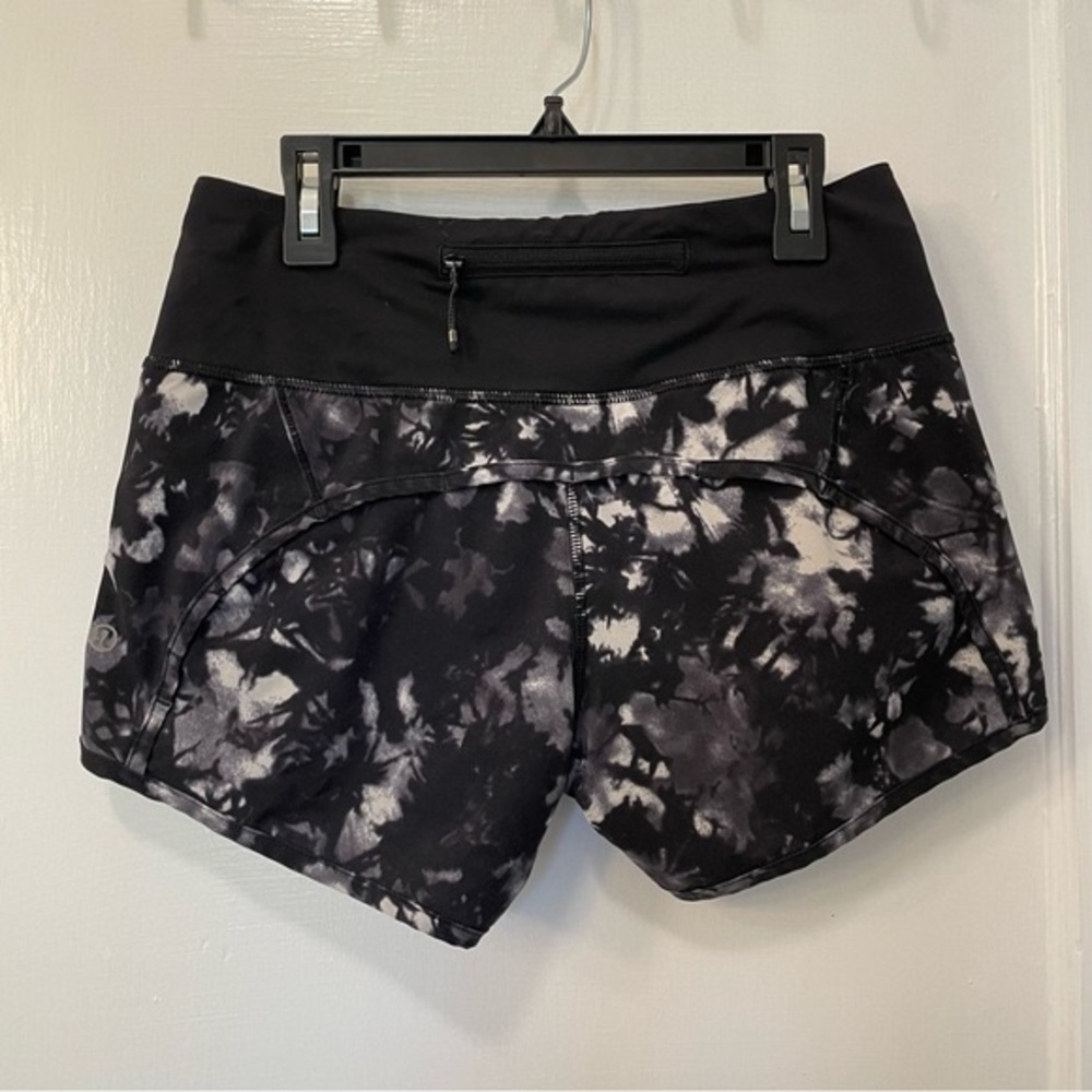 Lululemon Speed Up Low-Rise Lined Short 4”